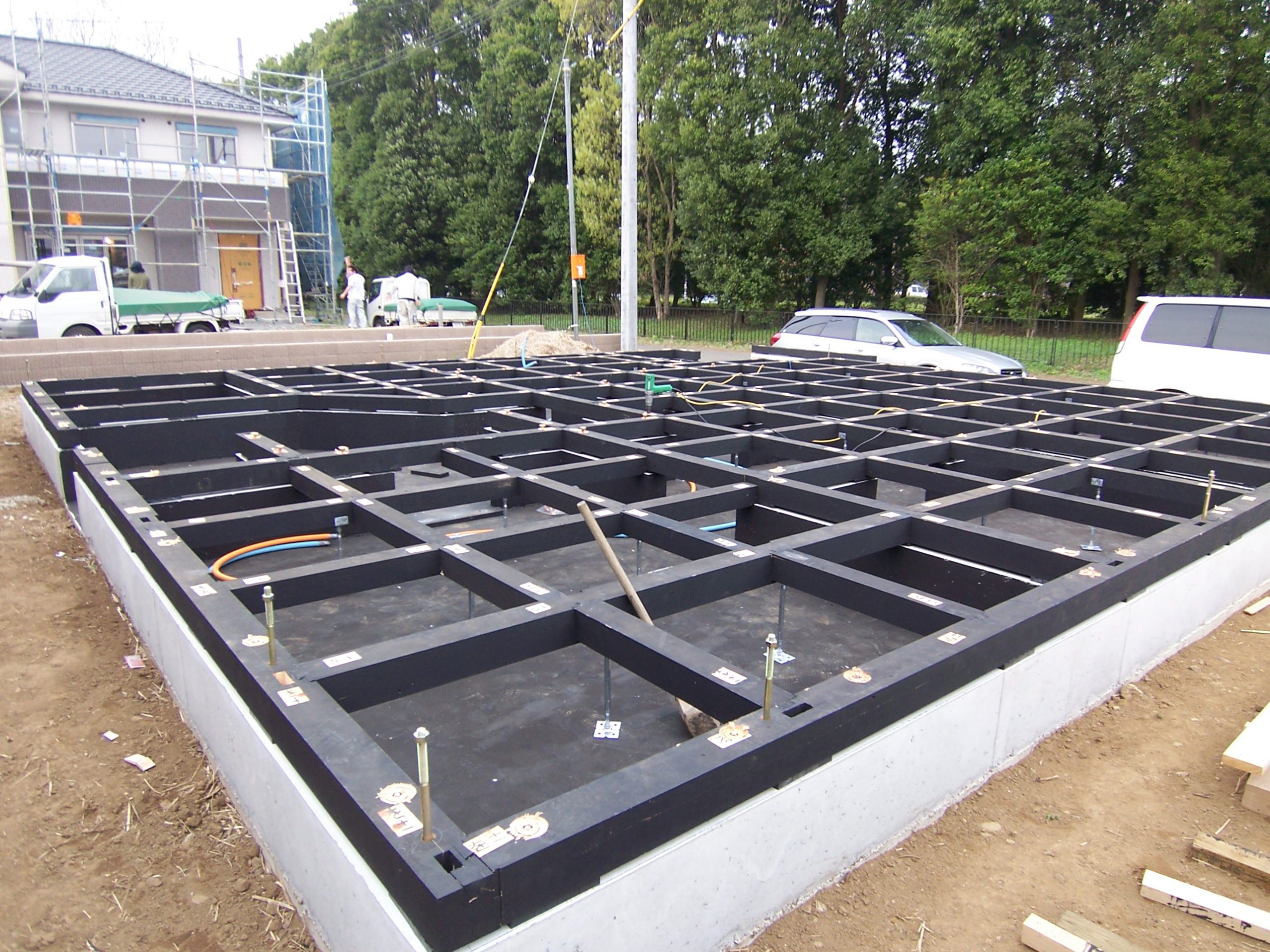 木炭防蟻処理をした基礎